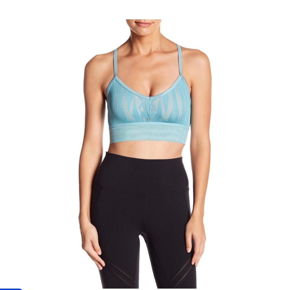 ALO Yoga Sky Blue Seamless Strappy Sports Bralette Size Small